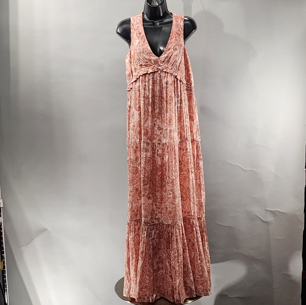 RACHEL ZOE Elegant Paisley Maxi Dress in Pink